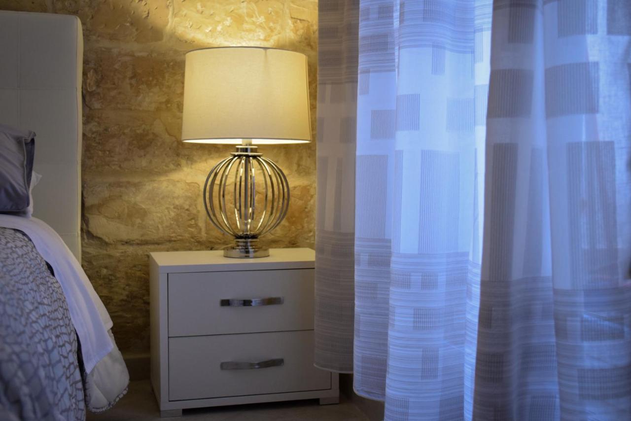 Ferrante D'Aragona Rooms Лечче Экстерьер фото